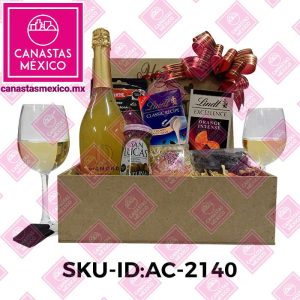 Arcón Navideño Que Lleva Todos Los Regalos De Navidad Despensas Navideñas En Sam's Canasta De Regalo Para Mujer Embarazada Cuanto Cuesta Una Canasta Arcón Temoaya Edomex 50850 Caja Gourmet Regalo Regalos De Navidad Empleados Regalo Para Trabajadores En Navidad Regaloa De Navidad Regalos Navideños Mercado Libre